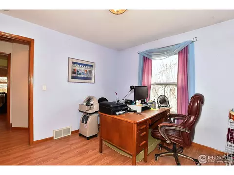 105 E Iowa Ave, Berthoud, CO 80513 photo 17