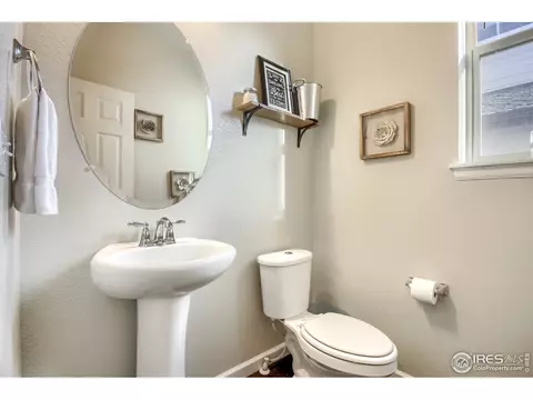 8662 Yule St, Arvada, CO 80007 photo 6
