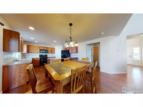 556 Park Edge Cir, Windsor, CO 80550 photo 8