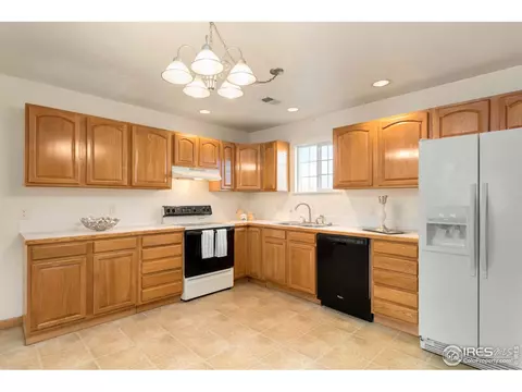 309 Ash Ct, Evans, CO 80620 photo 4