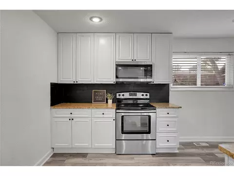12590 E 55th Ave, Denver, CO 80239 photo 8