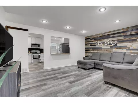 12590 E 55th Ave, Denver, CO 80239 photo 4