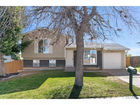 2266 S Norfolk St, Aurora, CO 80013