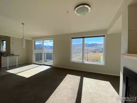 4670 Holiday Dr #204, Boulder, CO 80304 photo 3