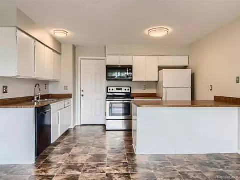 16683 E Mansfield Cir, Aurora, CO 80013 photo 8