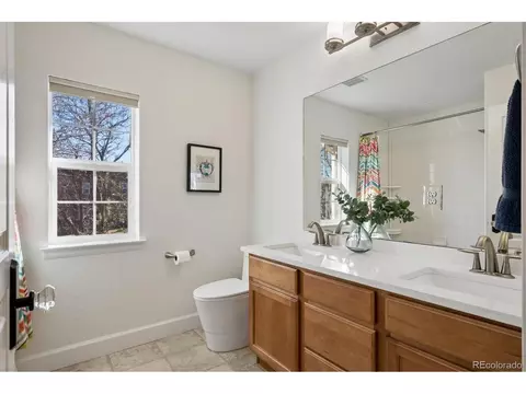 Bath - 8775 E 28th Ave, Denver, CO 80238 photo 2 of 4