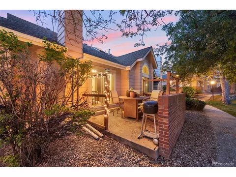 2107 S Scranton Way, Aurora, CO 80014