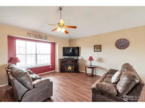 5387 Rustic Ave, Longmont, CO 80504 photo 5