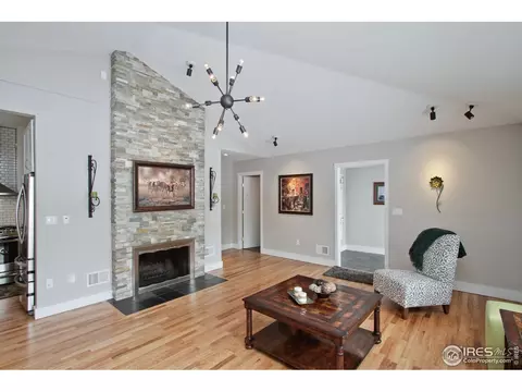 2040 Balsam Dr, Boulder, CO 80304 photo 11