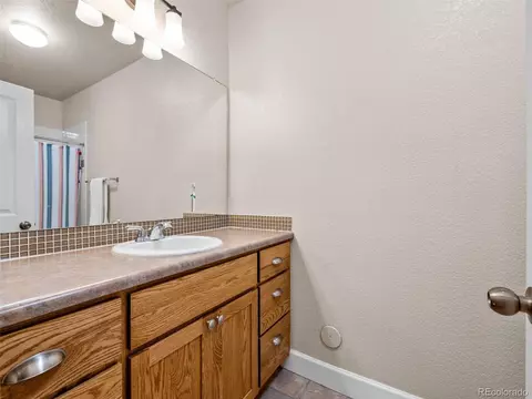 2181 Willow Ct, Denver, CO 80238 photo 27