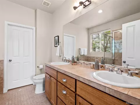 2181 Willow Ct, Denver, CO 80238 photo 17