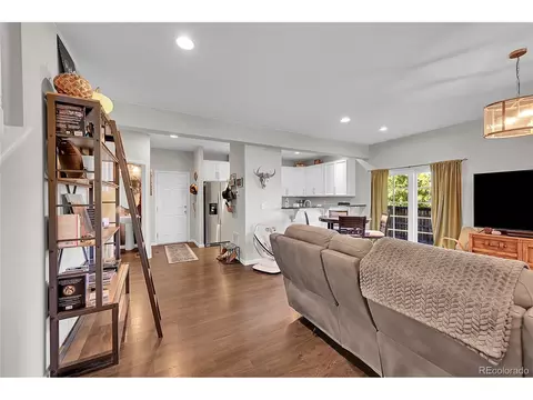 23462 E Chenango Pl, Aurora, CO 80016 photo 4