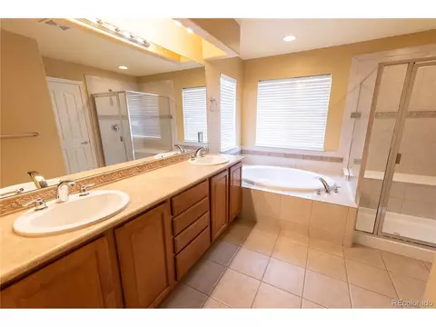 25895 E 4th Pl, Aurora, CO 80018 photo 12