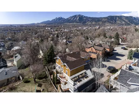 2220 Mesa Dr, Boulder, CO 80304 photo 2