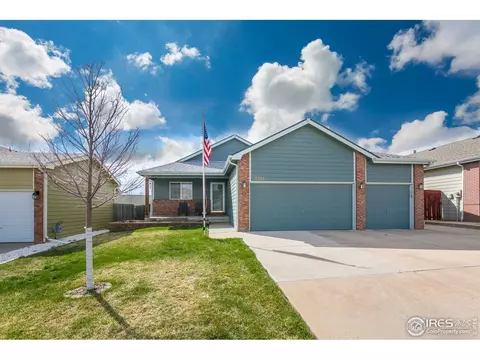 3207 39th Ave, Evans, CO 80620 photo 1
