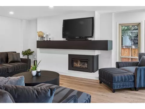 Living - 5373 E Links Cir, Centennial, CO 80122 photo 8 of 9
