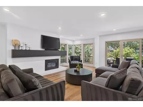 Living - 5373 E Links Cir, Centennial, CO 80122 photo 5 of 9