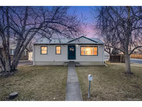 401 S Oak St, Lakewood, CO 80226