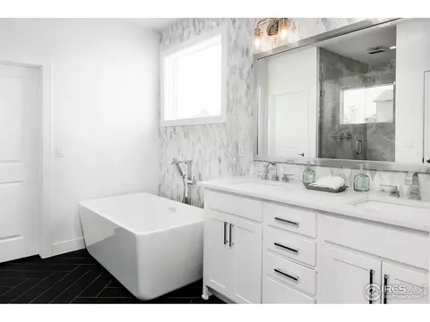 638 E Michigan Ave, Berthoud, CO 80513 photo 21