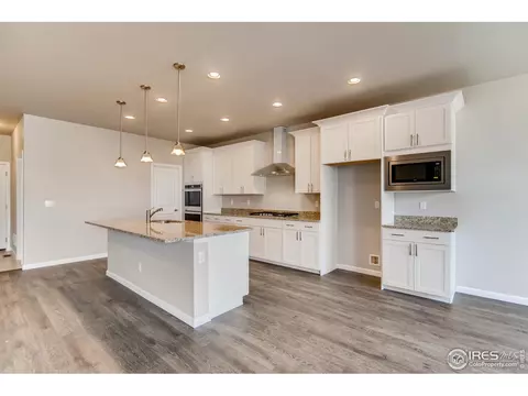 518 E Michigan Ave, Berthoud, CO 80513 photo 9