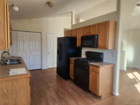 909 E 25th Street Rd, Greeley, CO 80631 photo 6