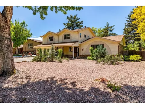305 Titan St, Aurora, CO 80011