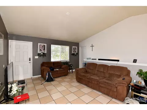 1122 E 25th St Ln, Greeley, CO 80631 photo 7