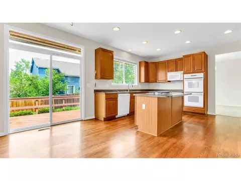 Kitchen - 2673 E 137th Ave, Thornton, CO 80602 photo 2 of 4