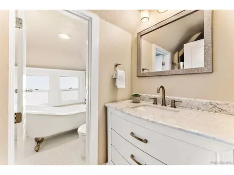 1425 S Logan St, Denver, CO 80210 photo 25