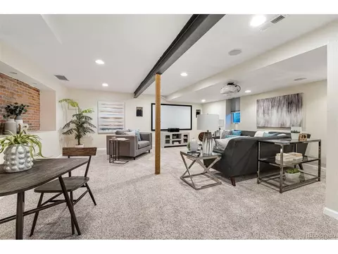 1425 S Logan St, Denver, CO 80210 photo 29
