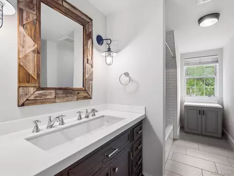 Bath - 7332 S Ivanhoe Ct, Centennial, CO 80112 photo 4 of 7