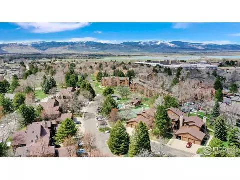 6203 Willow Ln, Boulder, CO 80301 photo 2