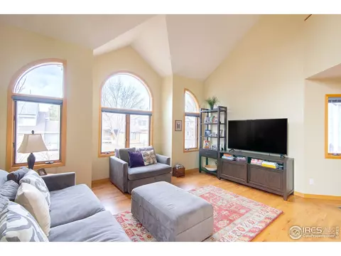 7332 Meadow Ct, Boulder, CO 80301 photo 5