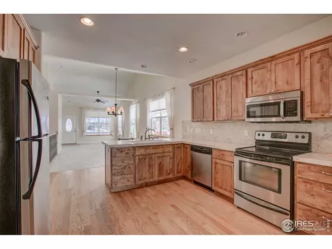 812 14th St, Berthoud, CO 80513 photo 8