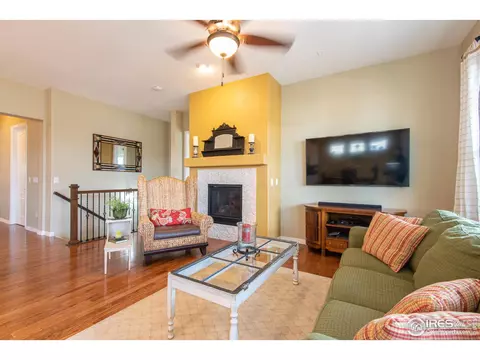 2054 Vineyard Dr, Windsor, CO 80550 photo 3