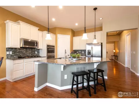 2054 Vineyard Dr, Windsor, CO 80550 photo 6