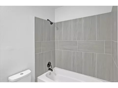 Undisclosed, Aurora, CO 80013 photo 16