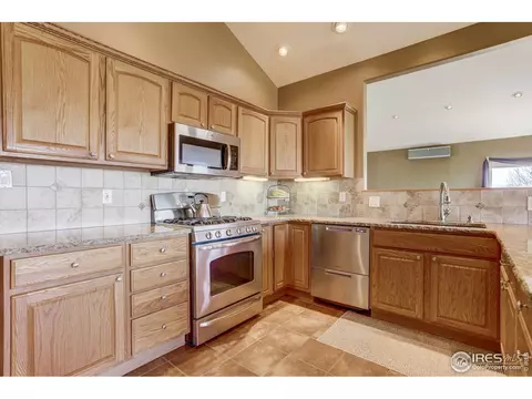 902 E County Road 8, Berthoud, CO 80513 photo 23
