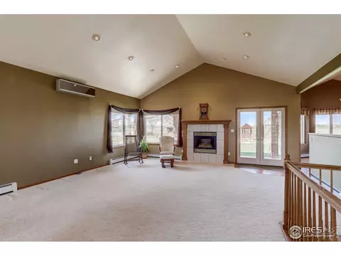 902 E County Road 8, Berthoud, CO 80513 photo 2