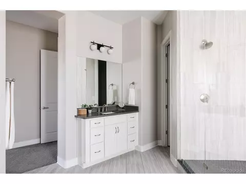 27581 E Lakeview Dr, Aurora, CO 80016 photo 15