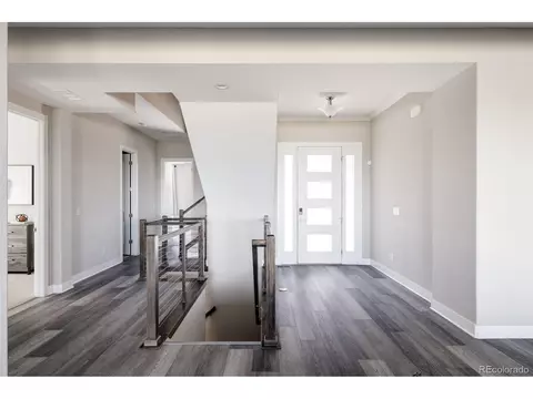 27581 E Lakeview Dr, Aurora, CO 80016 photo 9