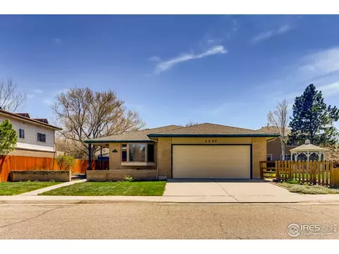 2898 Loma Pl, Boulder, CO 80301 photo 2