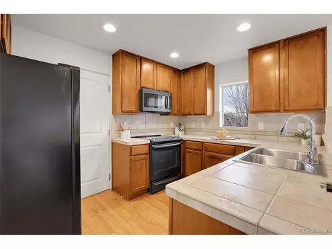 10108 E 31st Ave, Denver, CO 80238 photo 8