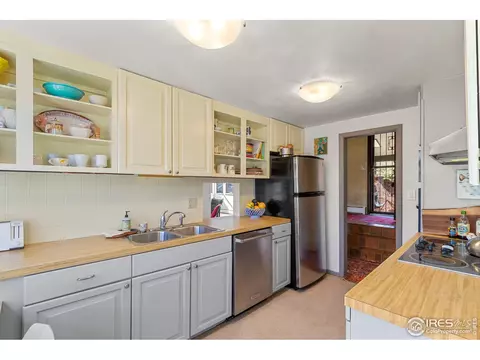 3821 Cloverleaf Dr, Boulder, CO 80304 photo 11