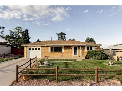 1041 Marigold Dr, Denver, CO 80221