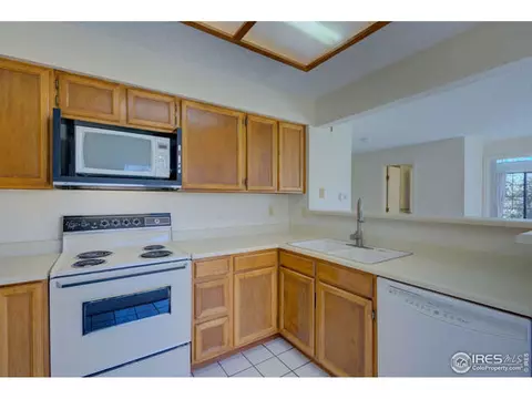 4837 White Rock Cir #E, Boulder, CO 80301 photo 8