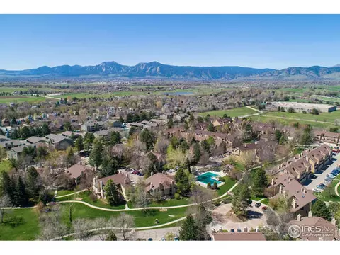 4837 White Rock Cir #E, Boulder, CO 80301 photo 2