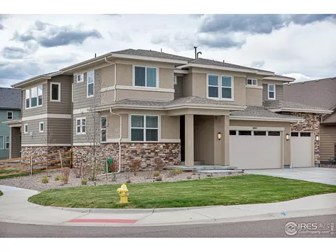 8807 Eldora St, Arvada, CO 80007 photo 2