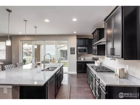 8807 Eldora St, Arvada, CO 80007 photo 18