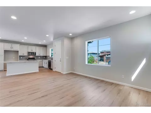 17844 E 107th Pl, Commerce City, CO 80022 photo 8